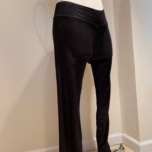 Snake patterned leggings